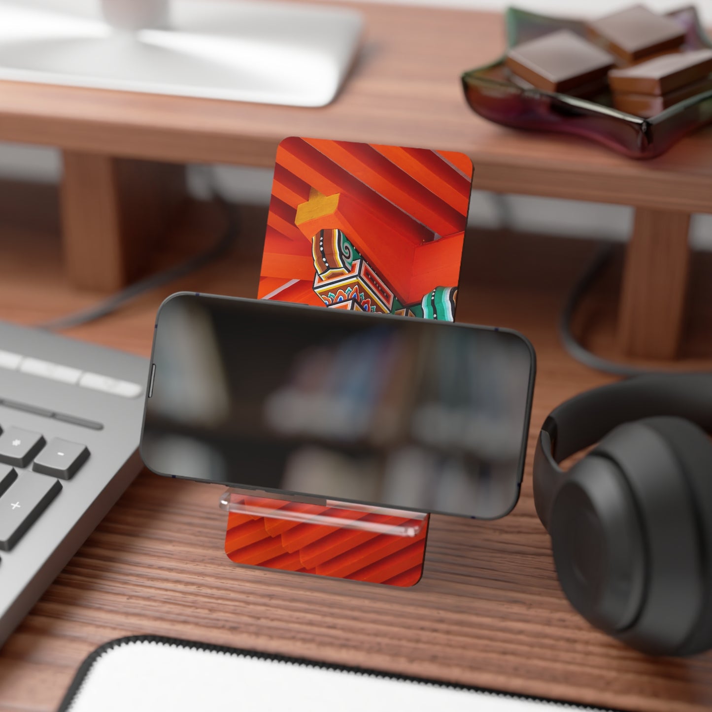 Colorful Smartphone Display Stand, Decorative Phone Holder, Tabletop Stand, Gift for Tech Lovers, Home Office Decor, Functional Artwork