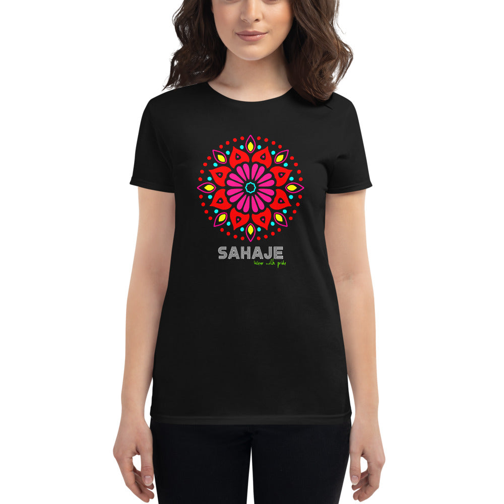 Women's short sleeve t-shirt
