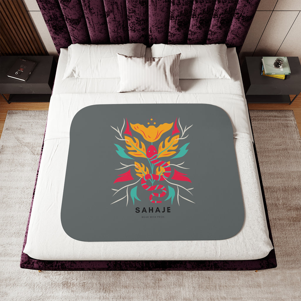 Sahaje Floral Snake Sherpa Blanket – Cozy Two-Tone Throw