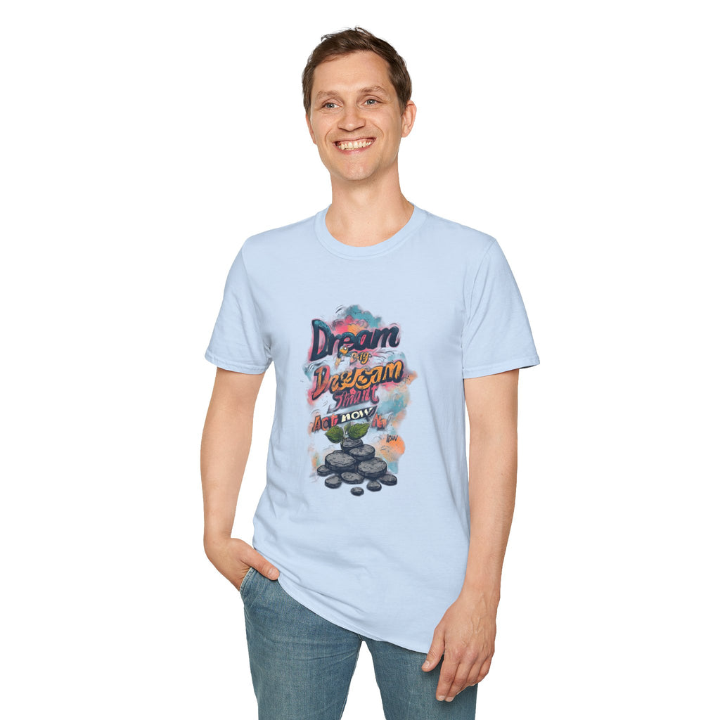 Dream Big Hustle Tee — "Dream, Perform, And Grow" Motivational Graphic T-Shirt