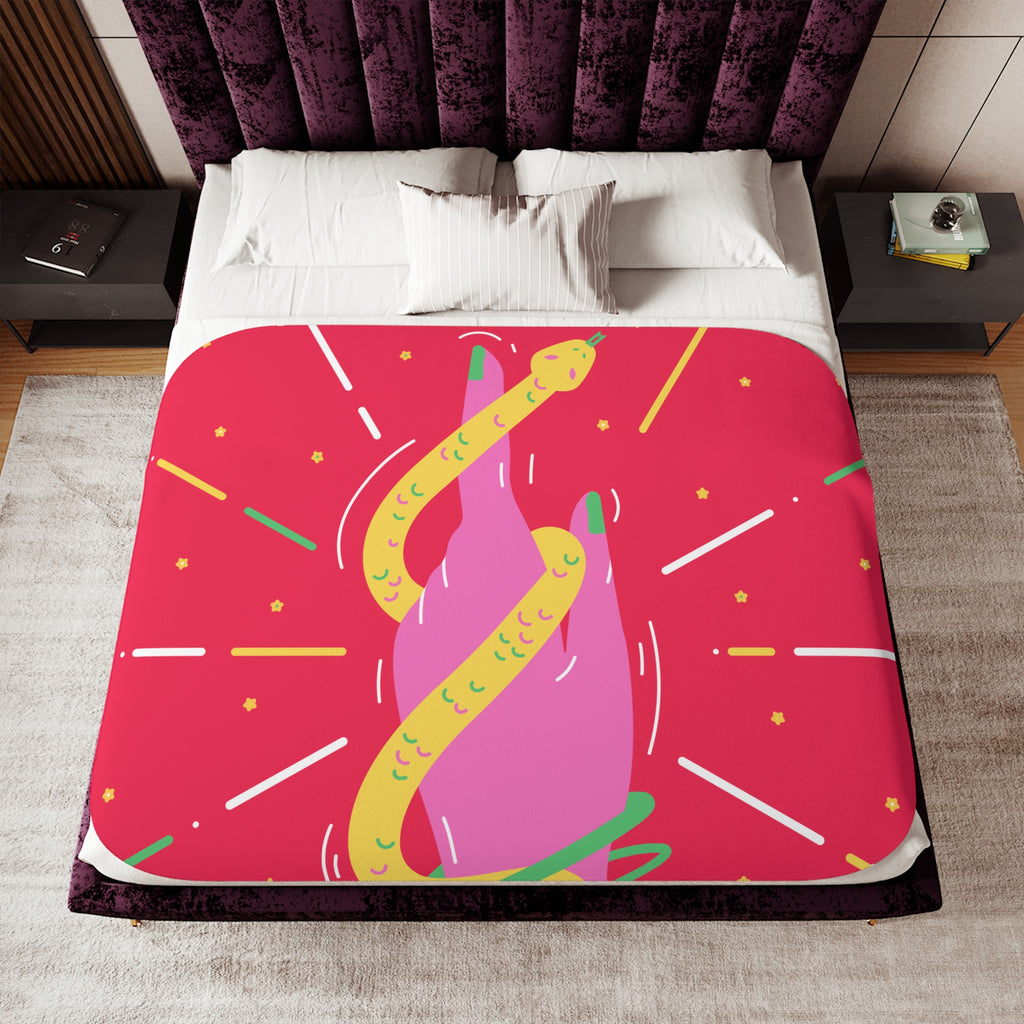 Colorful Snake & Flame Sherpa Blanket — Cozy Two-Tone Throw