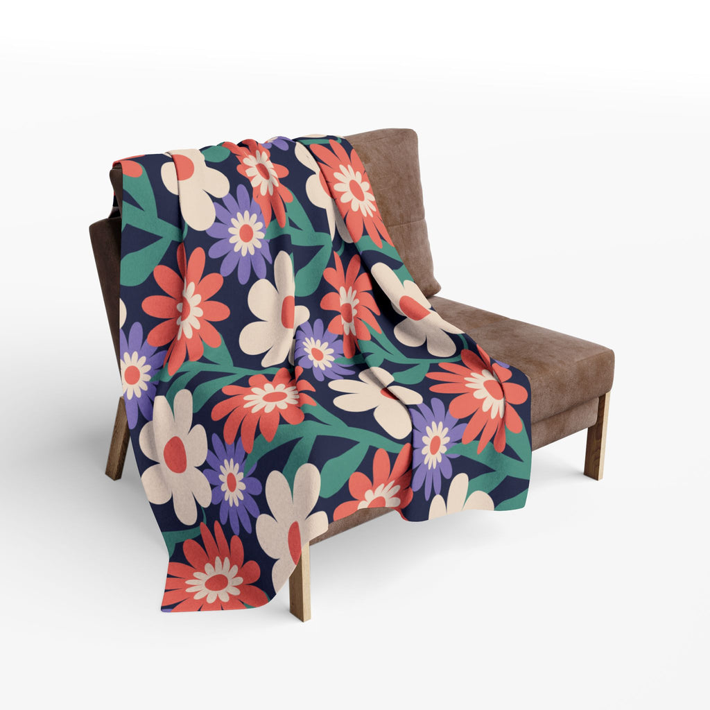 Floral Fleece Blanket — Retro Daisy Cozy Throw