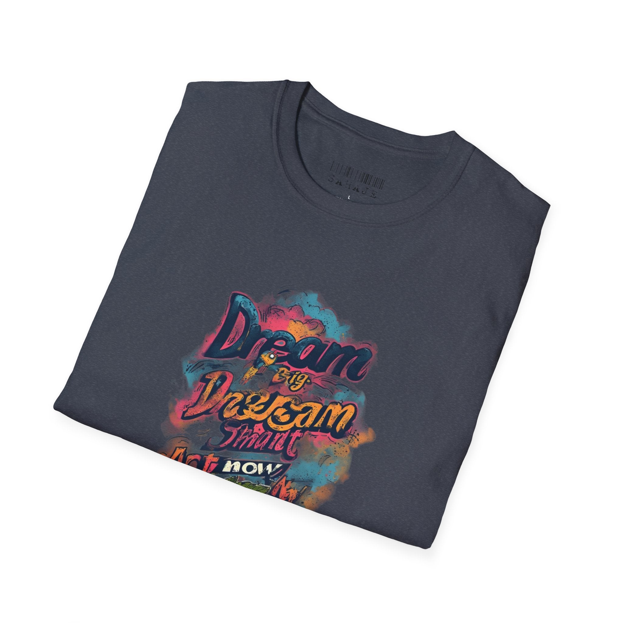 Dream Big Hustle Tee — "Dream, Perform, And Grow" Motivational Graphic T-Shirt