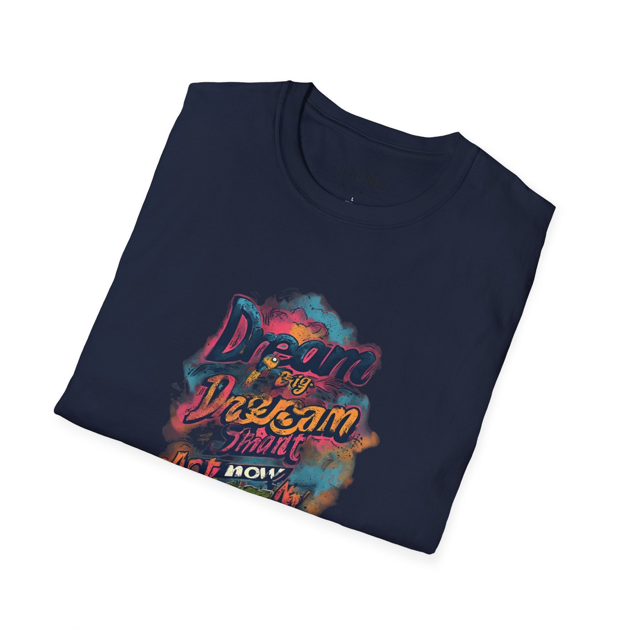 Dream Big Hustle Tee — "Dream, Perform, And Grow" Motivational Graphic T-Shirt