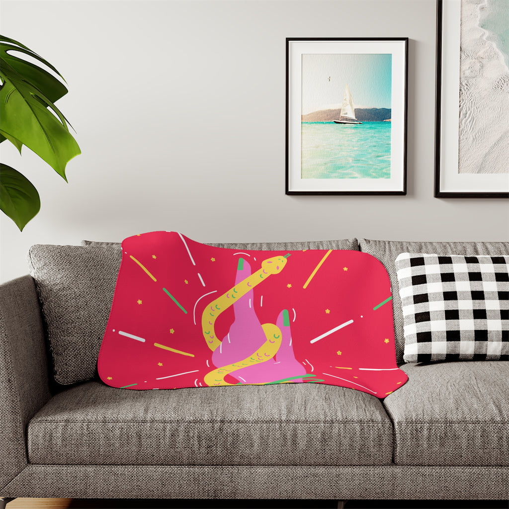 Colorful Snake & Flame Sherpa Blanket — Cozy Two-Tone Throw