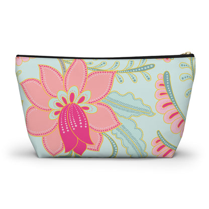 Accessory Pouch w T-bottom