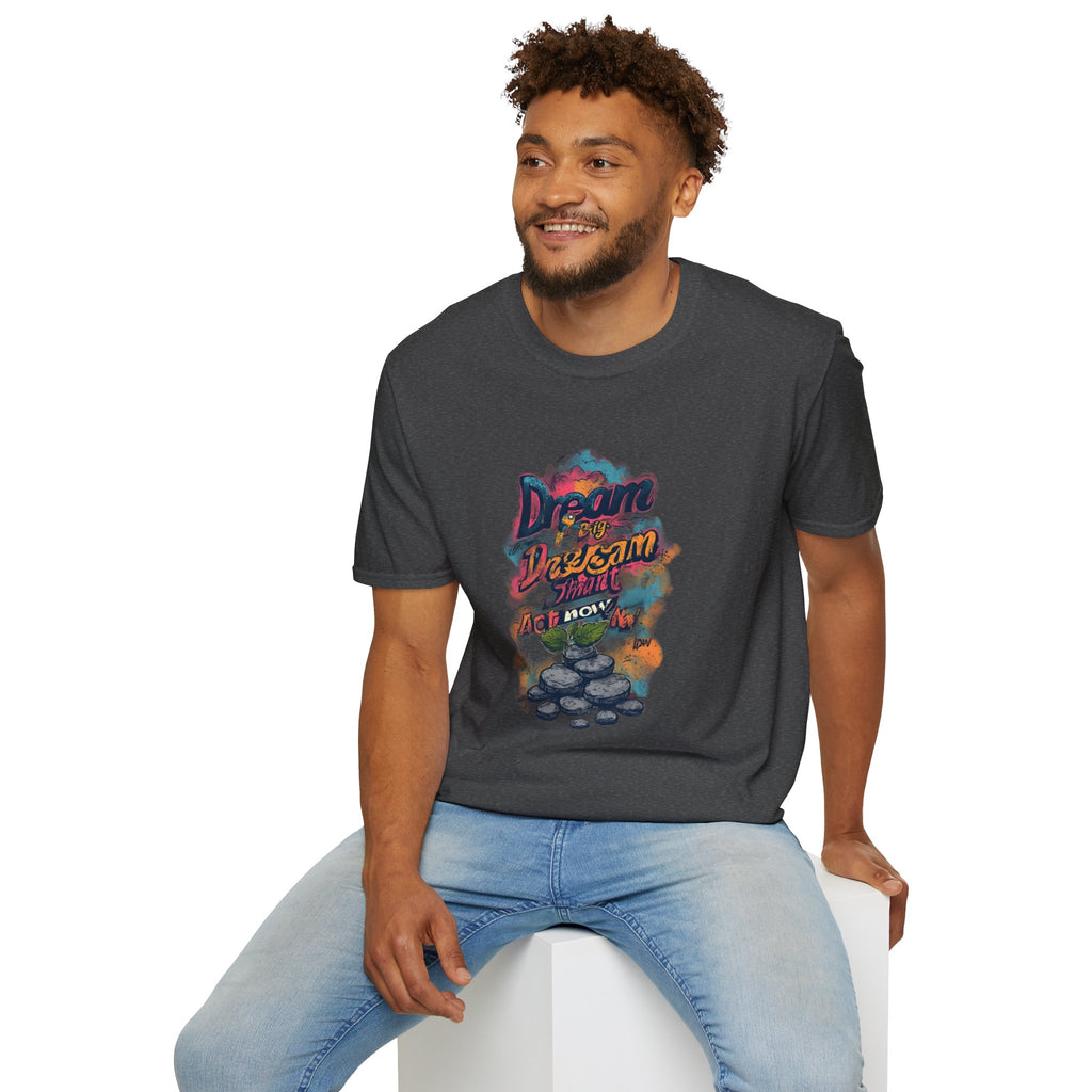 Dream Big Hustle Tee — "Dream, Perform, And Grow" Motivational Graphic T-Shirt