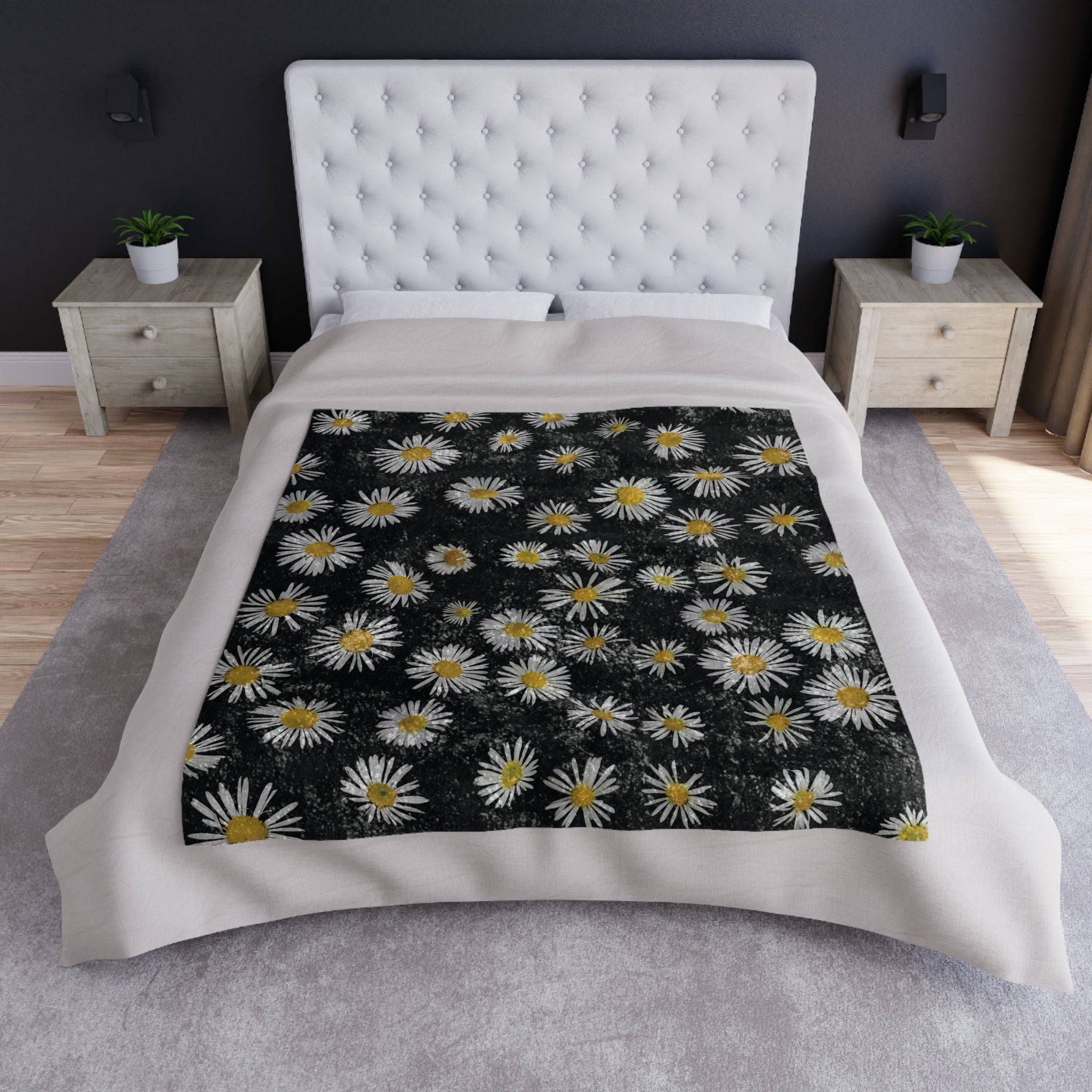 Crushed Velvet Blanket — Black Daisy Throw Blanket, Soft Floral Cozy Throw for Living Room & Bedroom