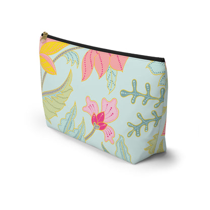 Accessory Pouch w T-bottom