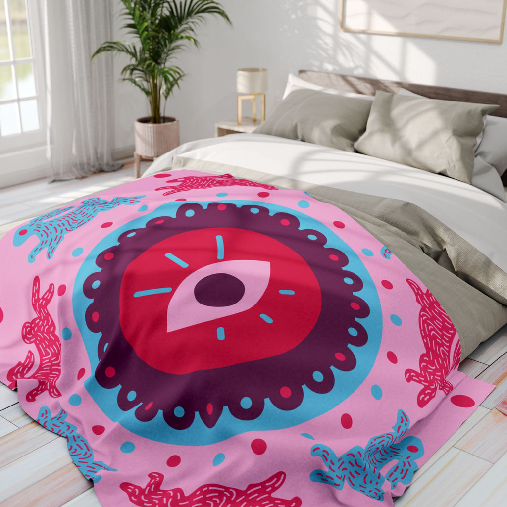 Pink Arctic Fleece Blanket — Mystical Eye & Polar Bear Pattern Cozy Throw
