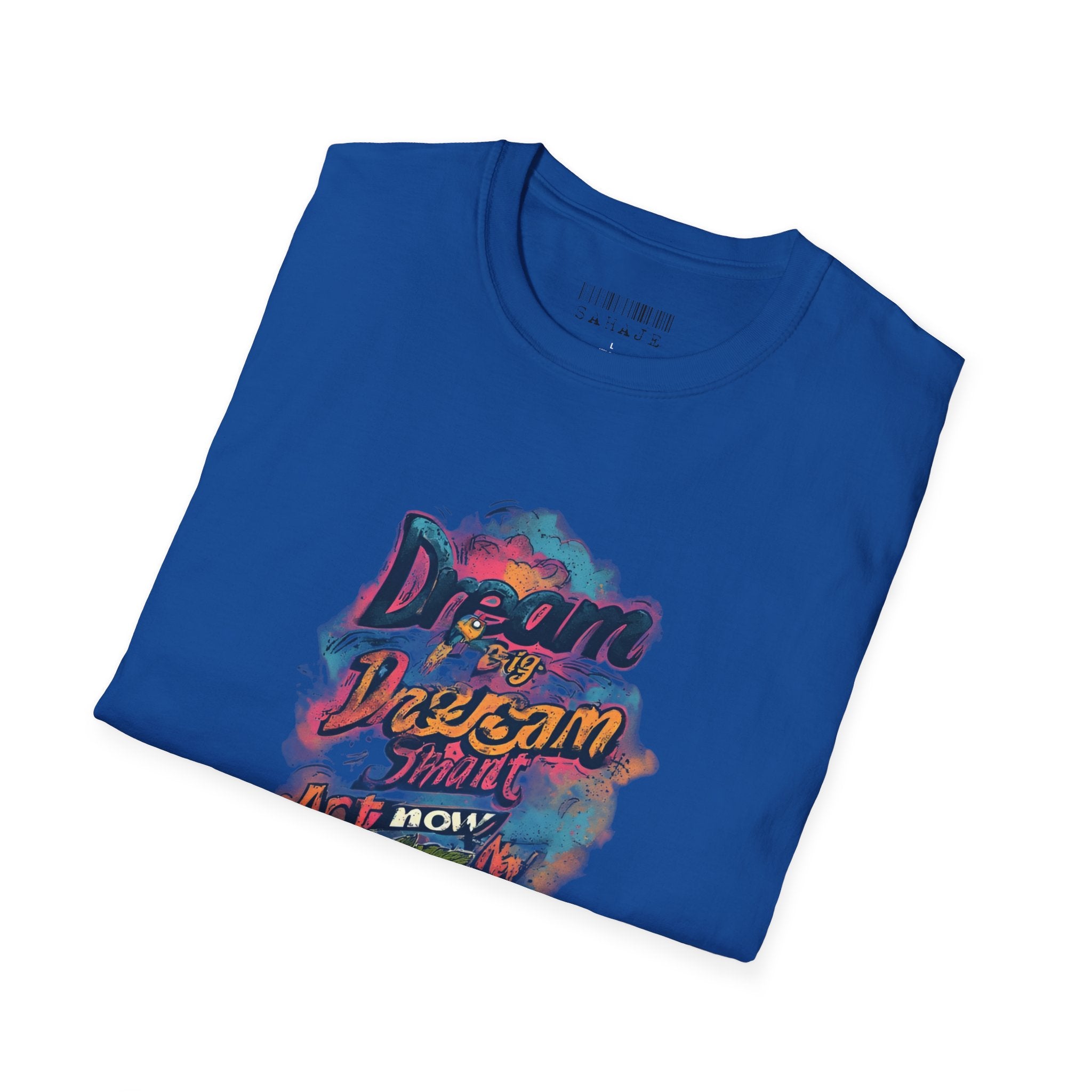 Dream Big Hustle Tee — "Dream, Perform, And Grow" Motivational Graphic T-Shirt