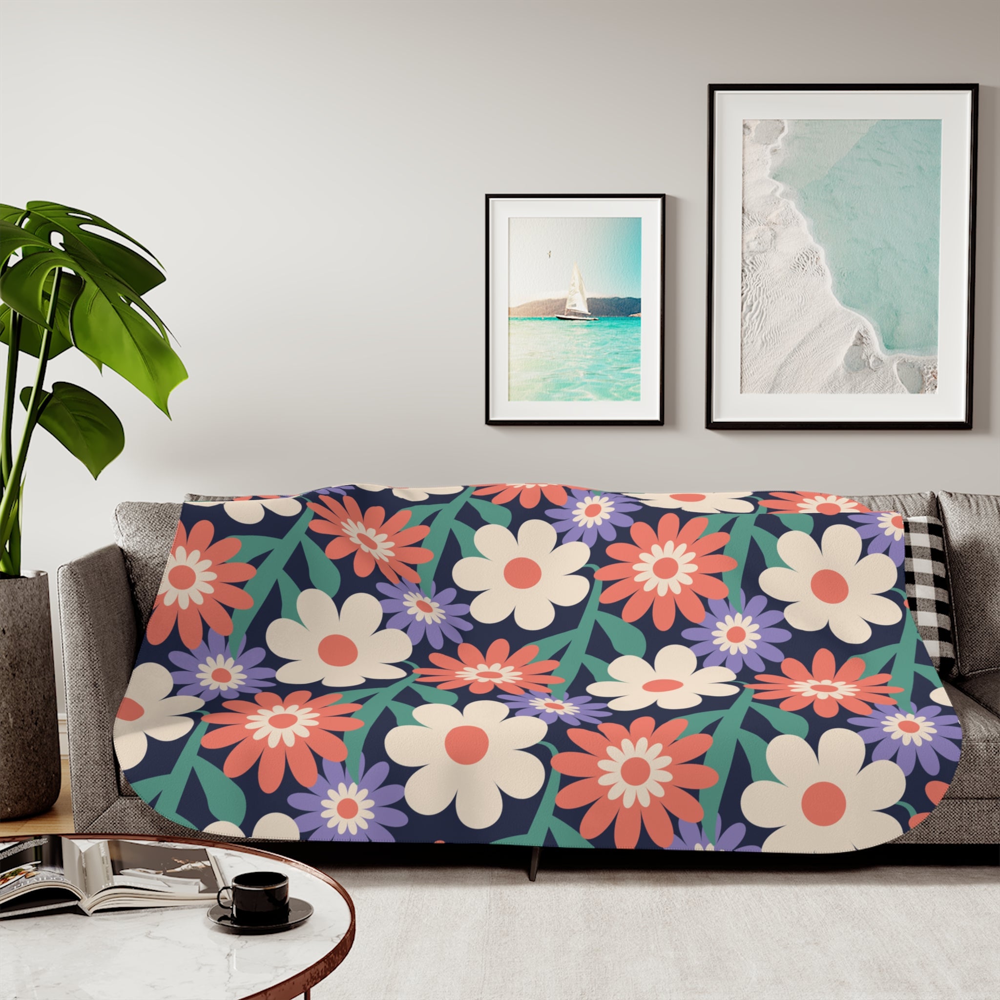 Floral Sherpa Blanket – Reversible Retro Flower Print with Cozy Beige Sherpa