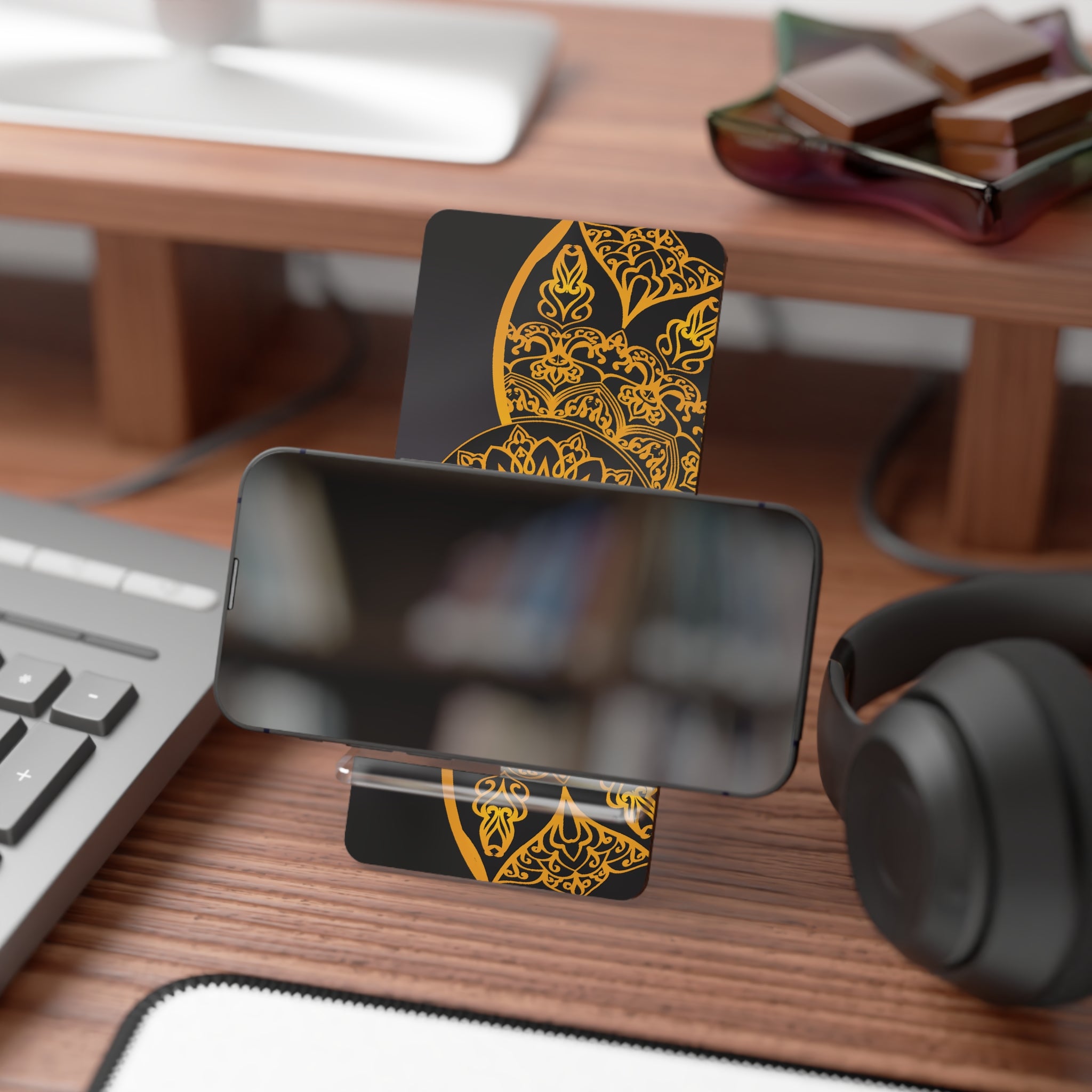 Elegant Smartphone Display Stand, Mobile Holder, Mandala Design Stand, Desk Organizer, Gift for Her, Home Office Decor