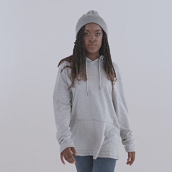 Pom-Pom Knit Cap Sportsman SP15.mp4
