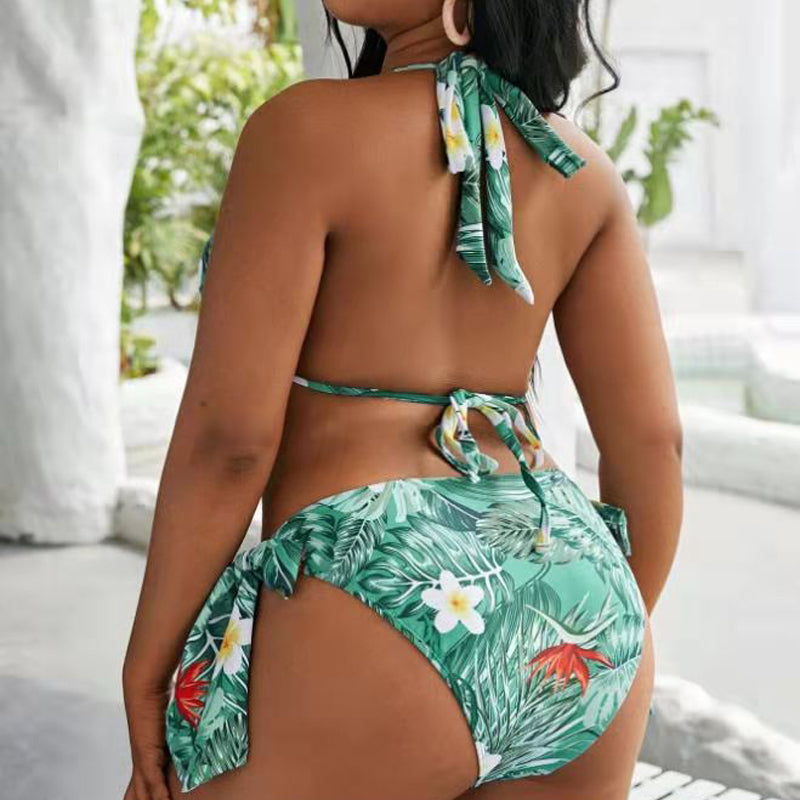 New Plus Size Split Bikini Halter Strap Sexy Big Woman Swimsuit Women Fashion Swimsuit Smocked
